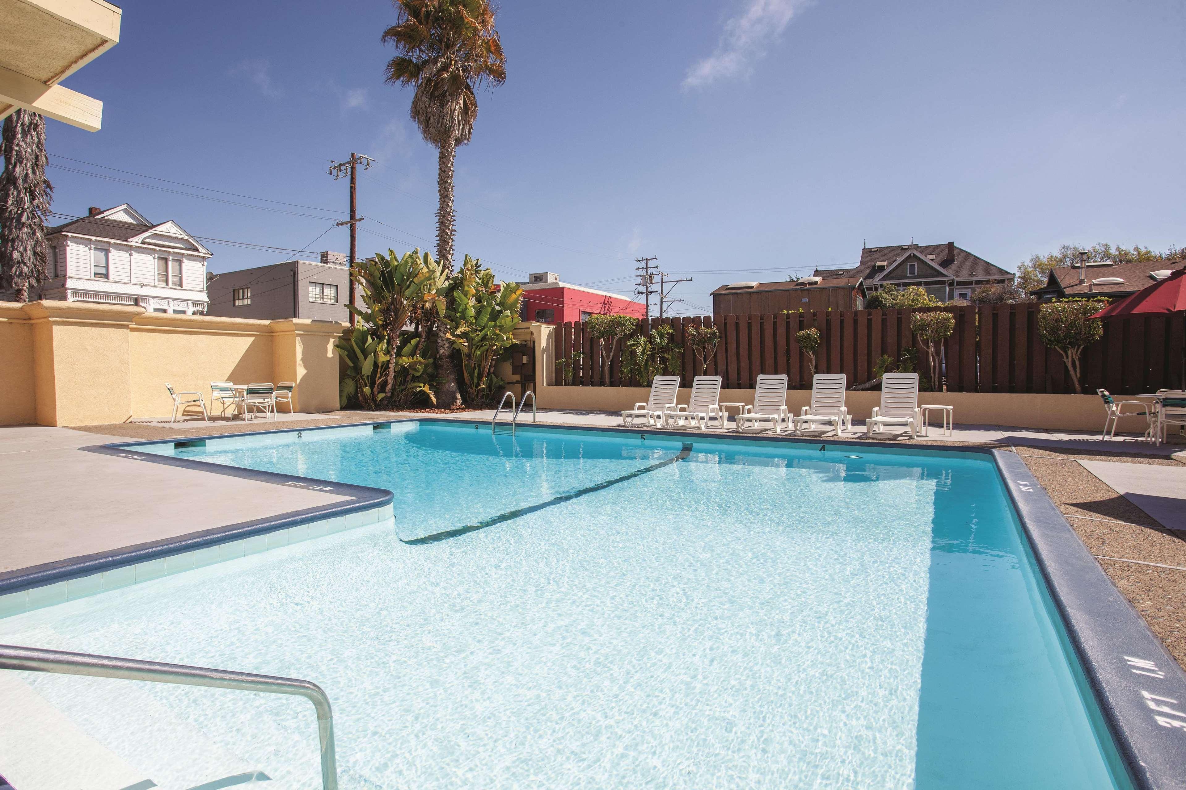 University Inn & Suites Berkeley Eksteriør billede