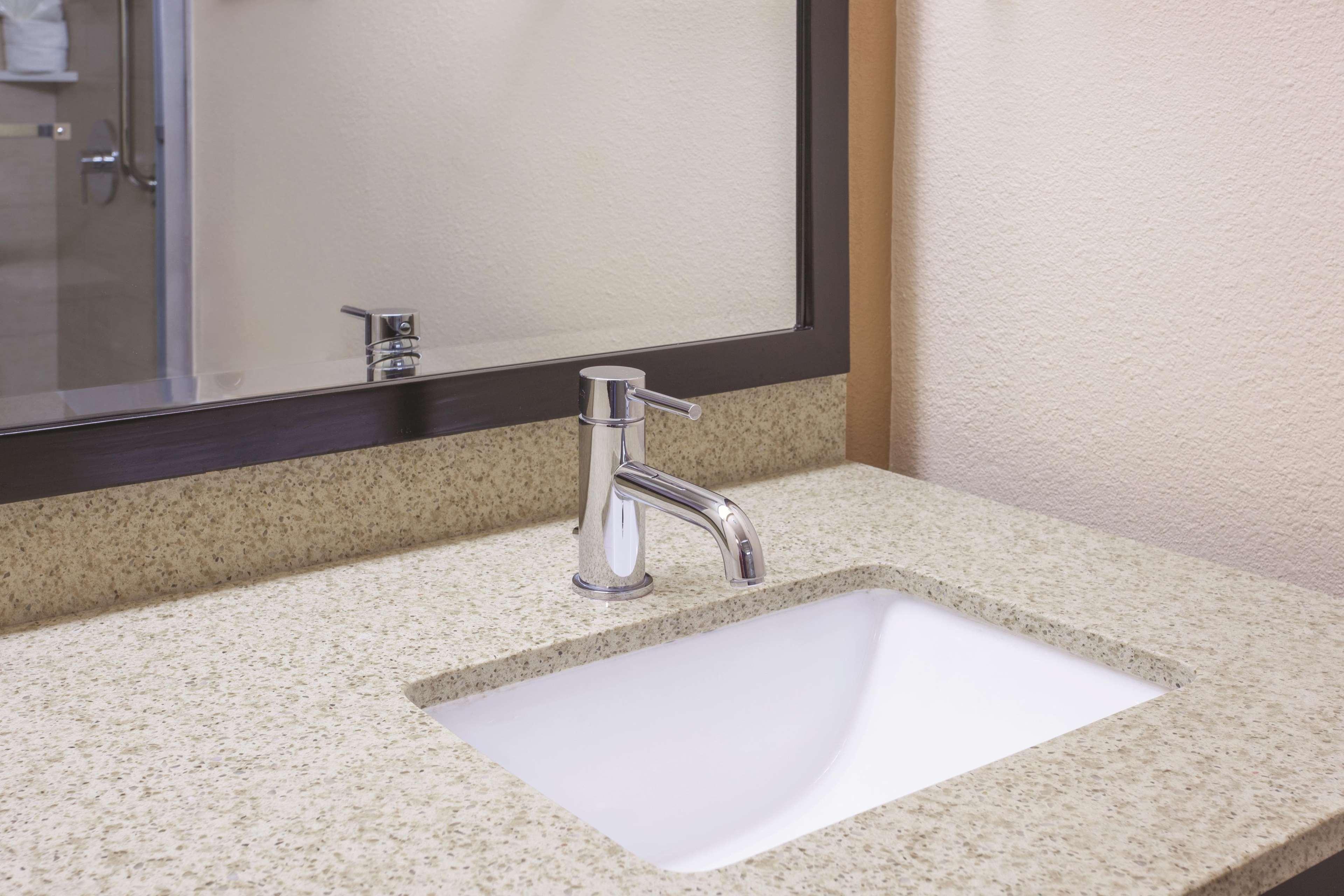 University Inn & Suites Berkeley Eksteriør billede