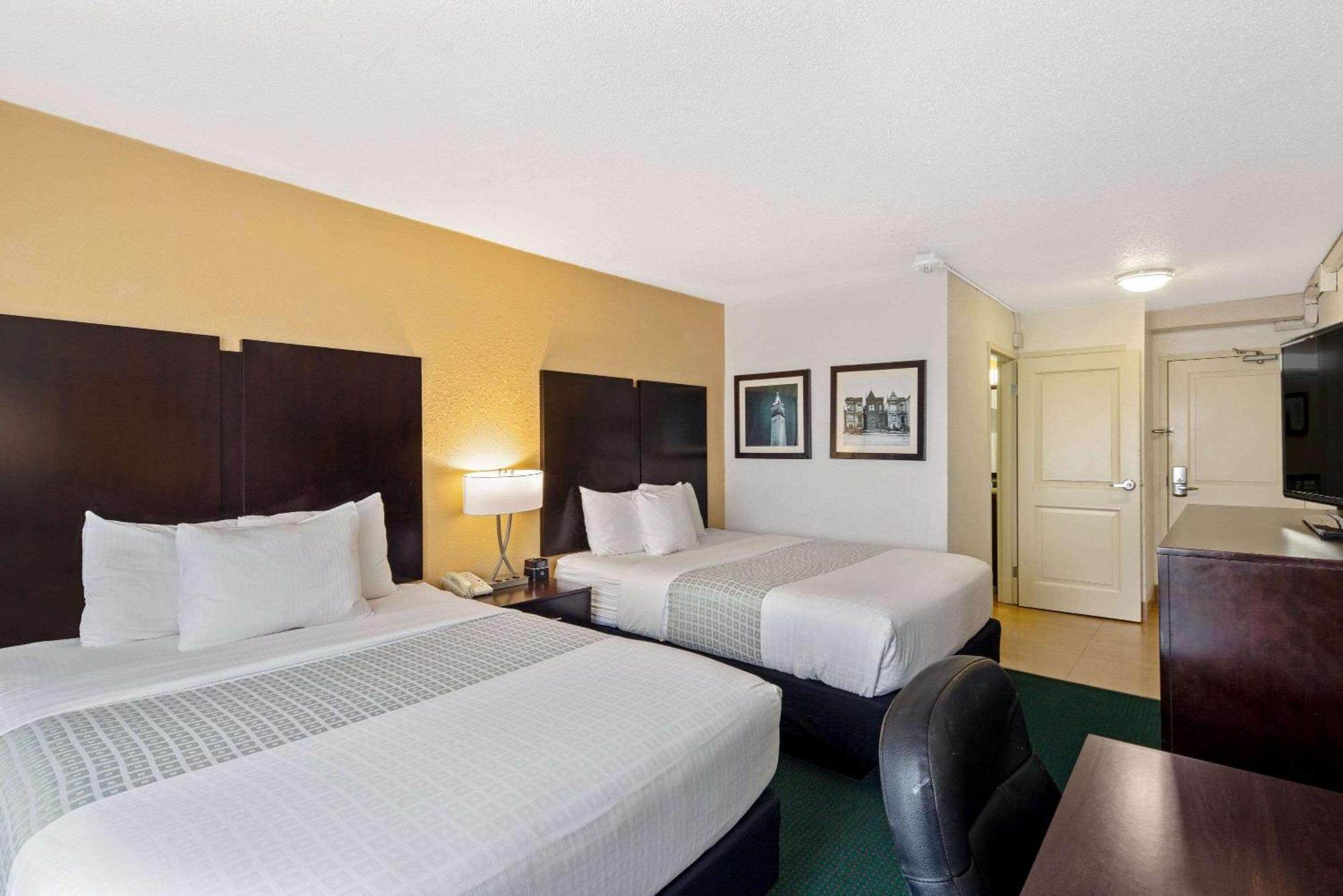 University Inn & Suites Berkeley Værelse billede