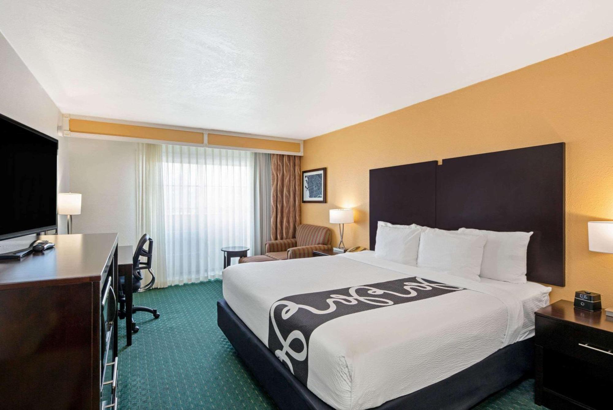University Inn & Suites Berkeley Værelse billede